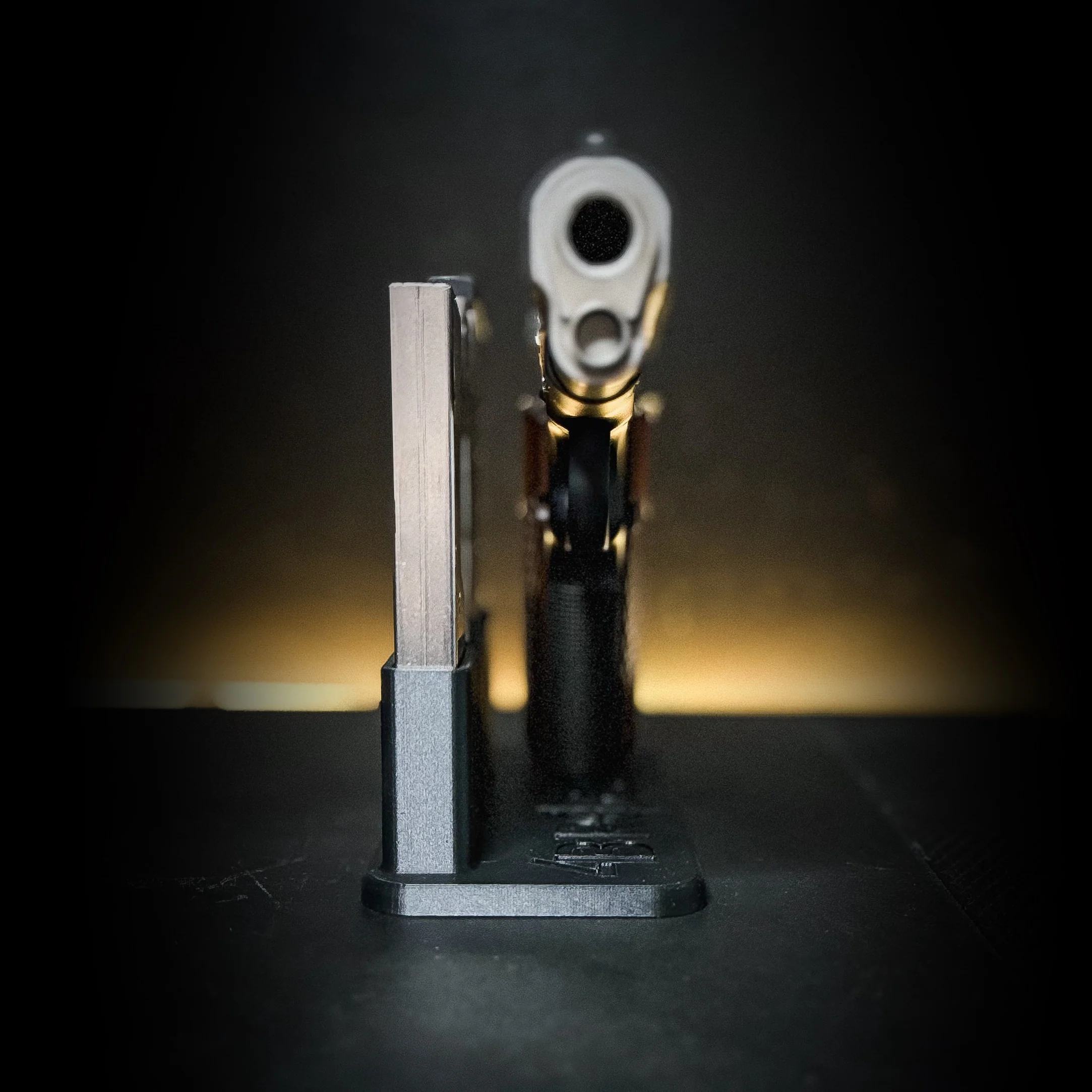 4Bros 1911 Pistol & Magazine Stand - Image 3