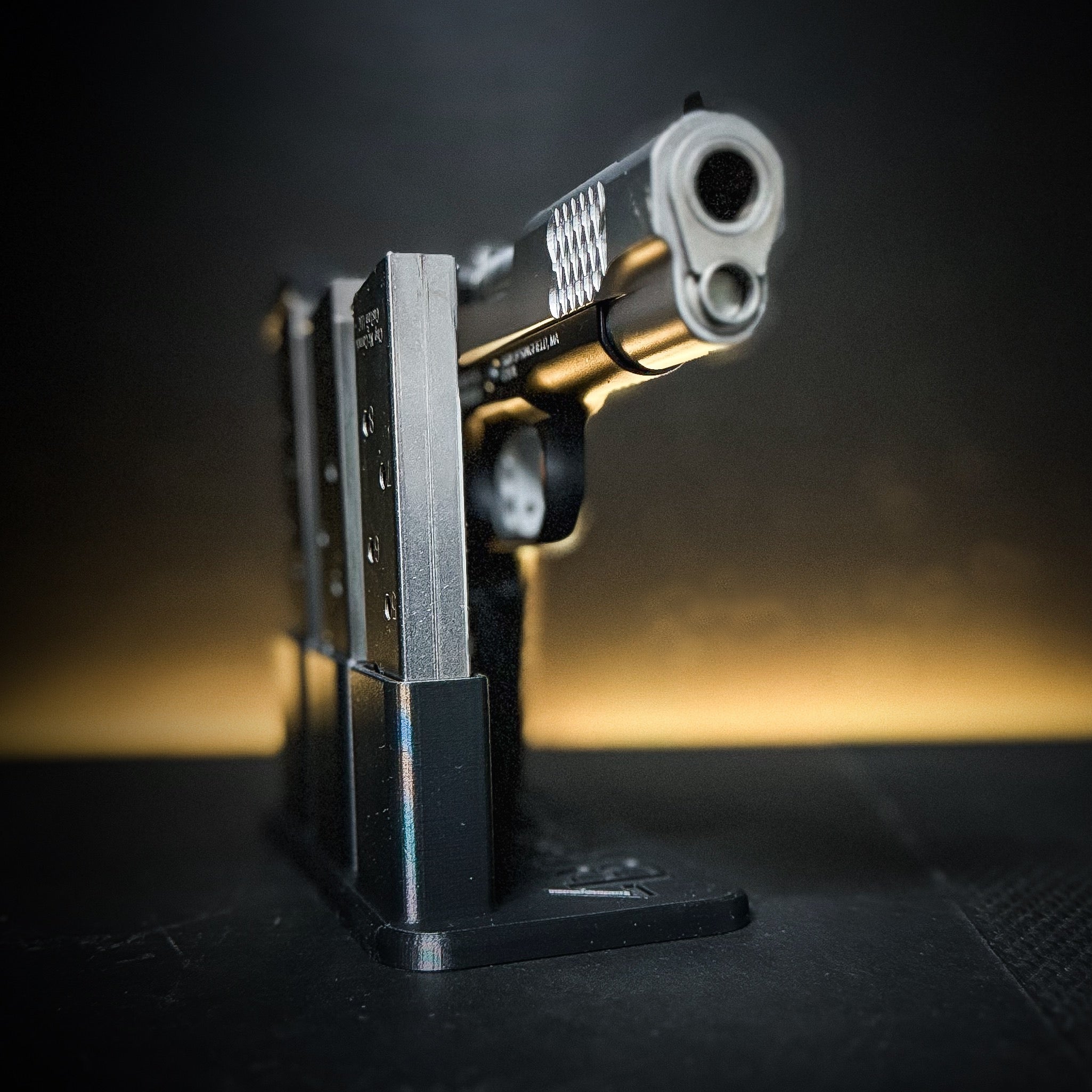 4Bros 1911 Pistol & Magazine Stand - Image 4