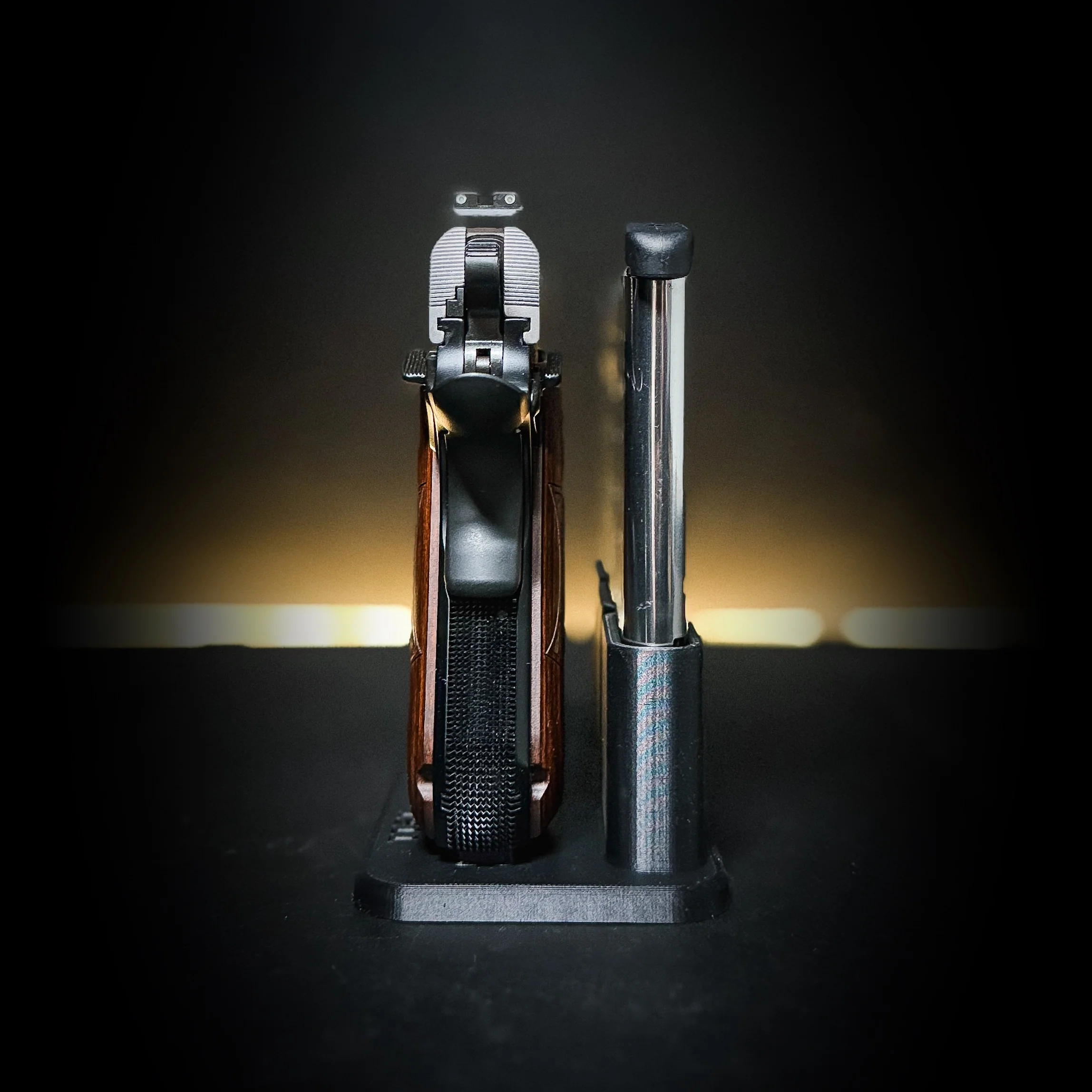 4Bros 1911 Pistol & Magazine Stand - Image 7
