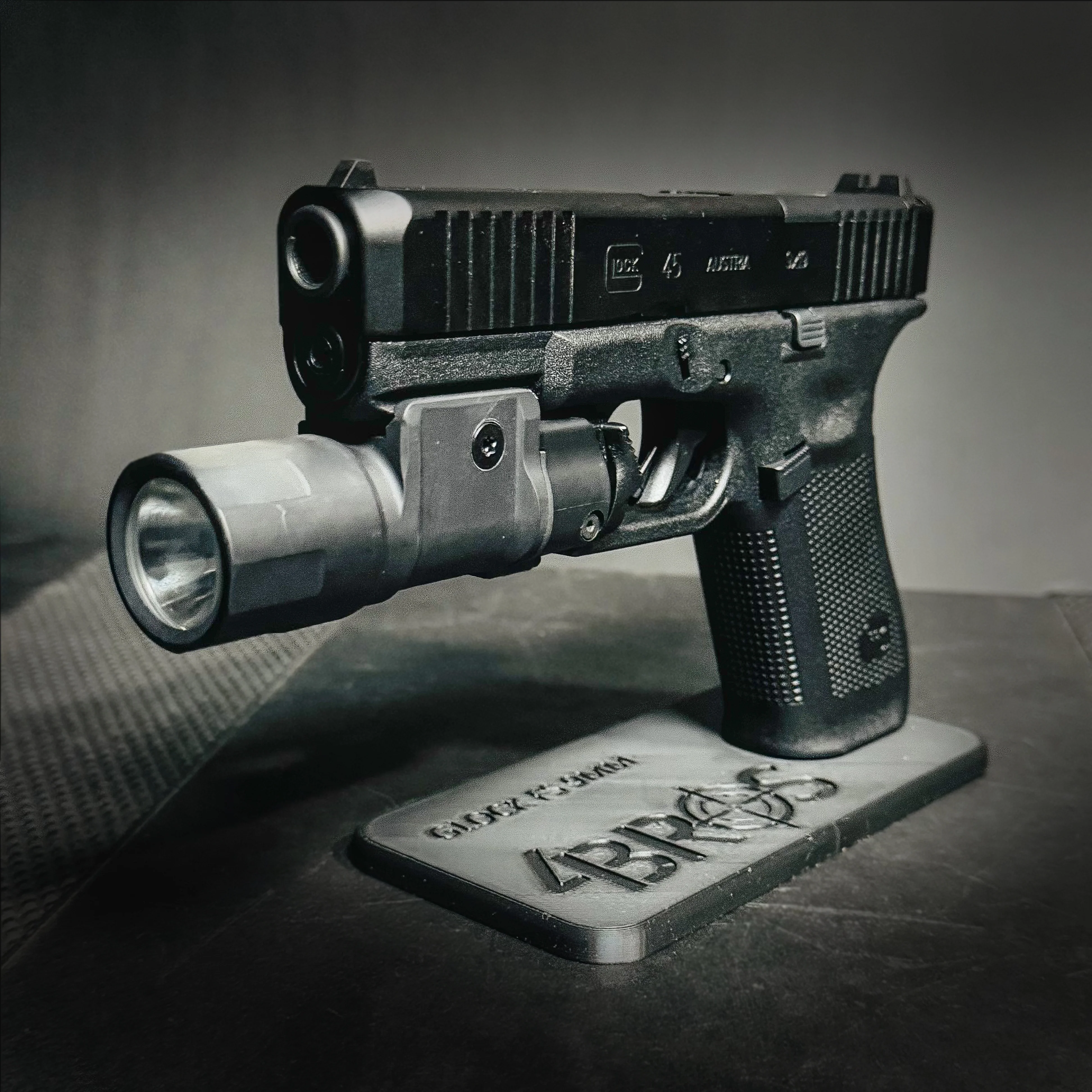 4Bros Glock Pistol Stand - Image 3