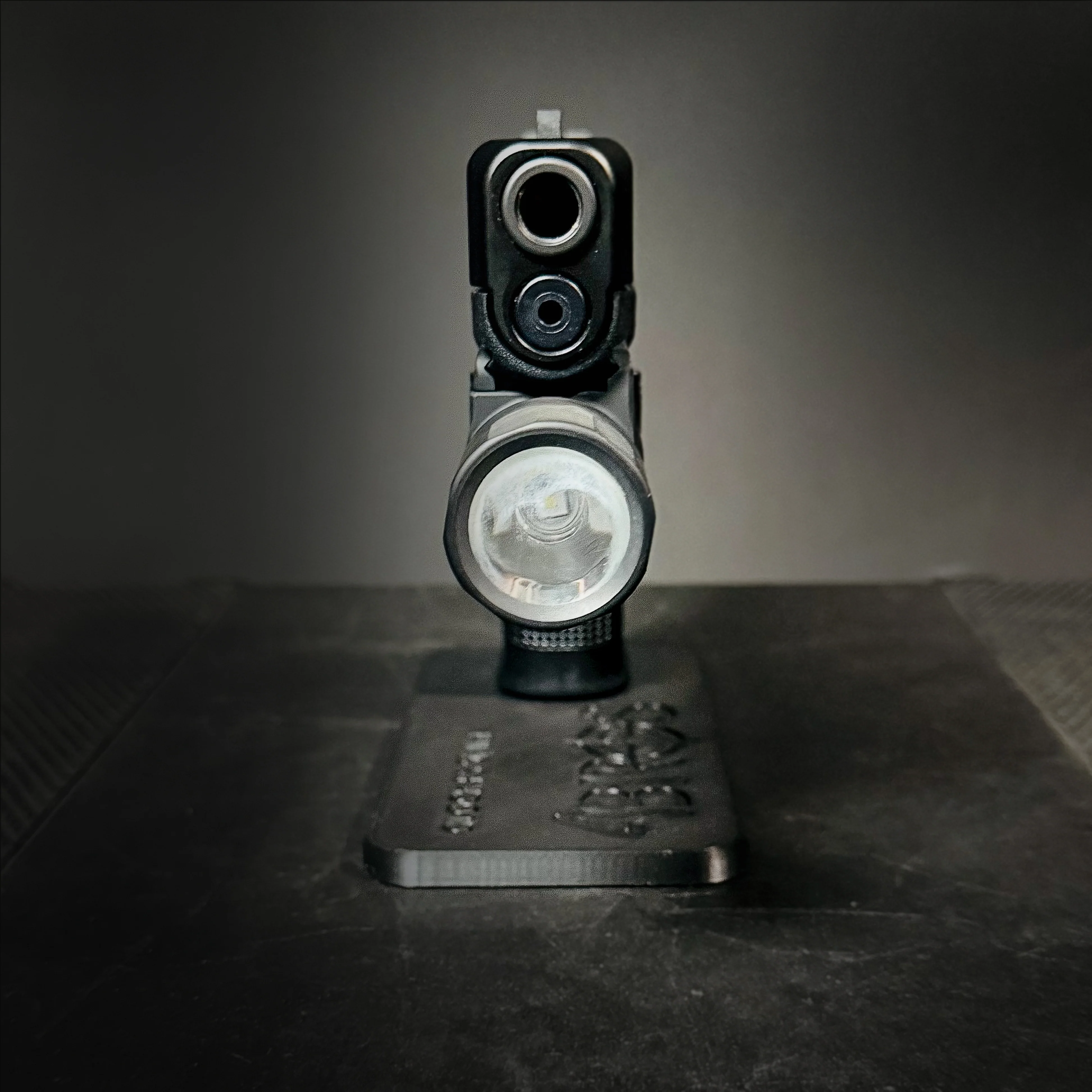 4Bros Glock Pistol Stand - Image 9