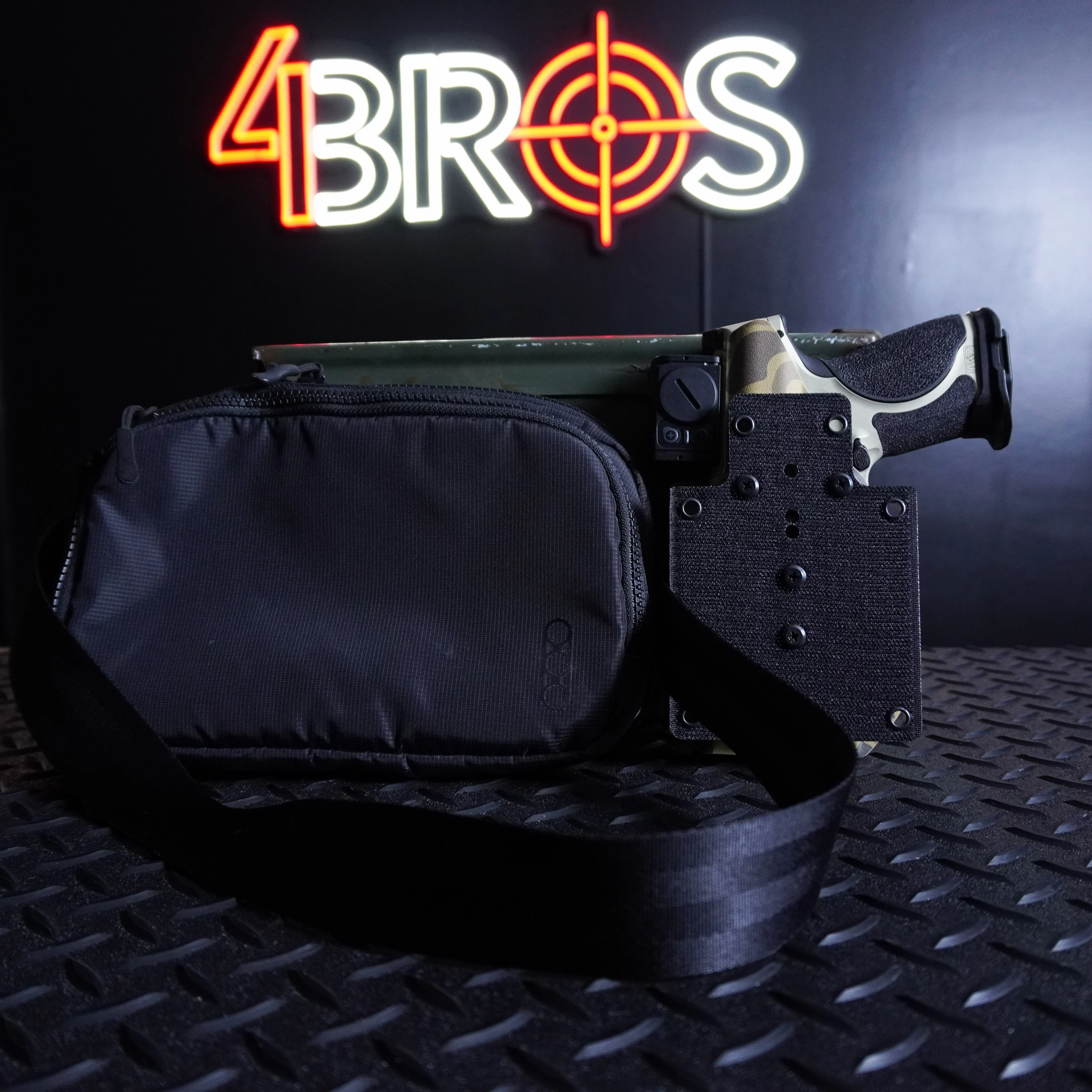 4BROS Hook & Loop Holster Mount for Backpacks & Sling Bags - Image 11