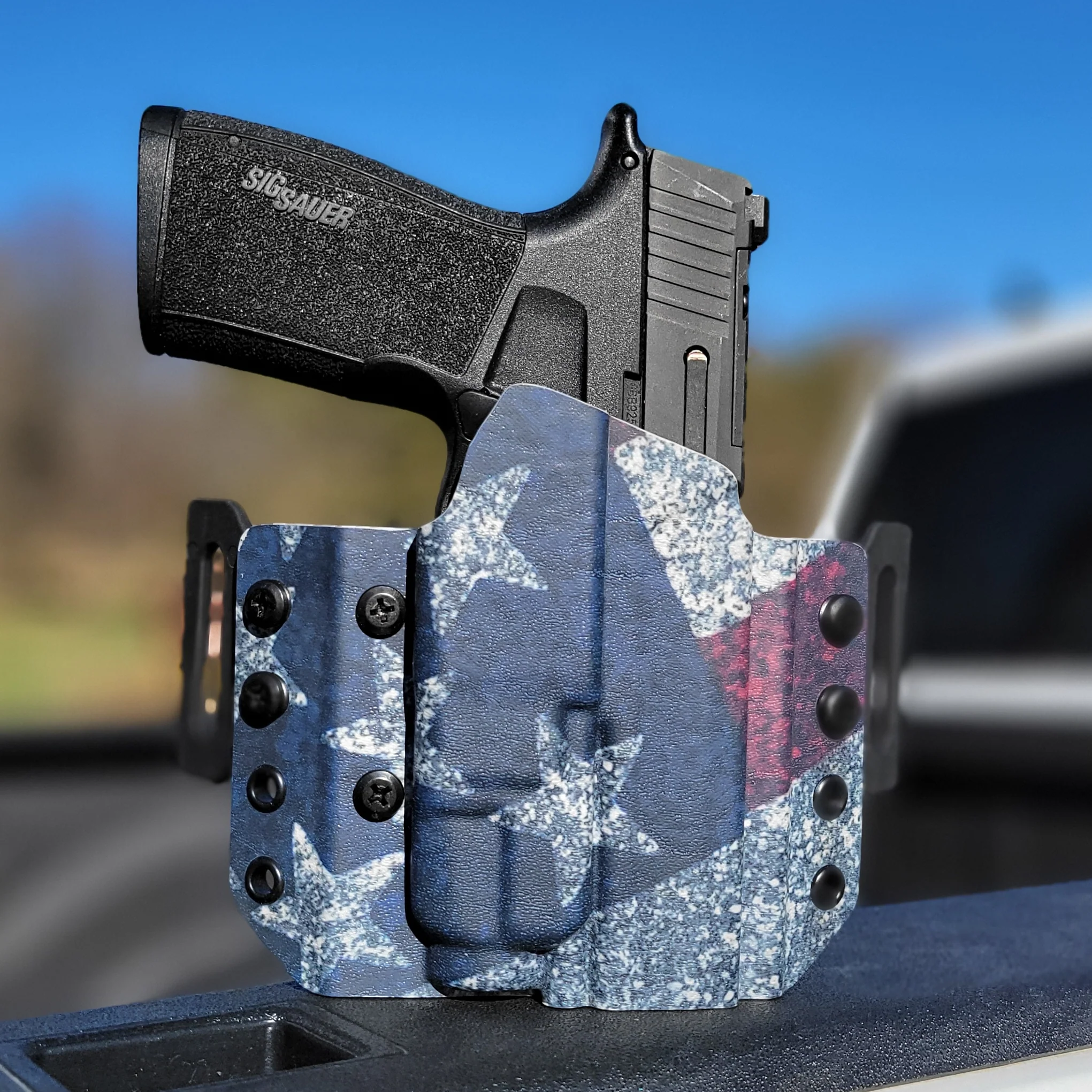 Sig Sauer P365-XMACRO with TLR-7 X/A Pancake Holster (MACRO) - Image 12
