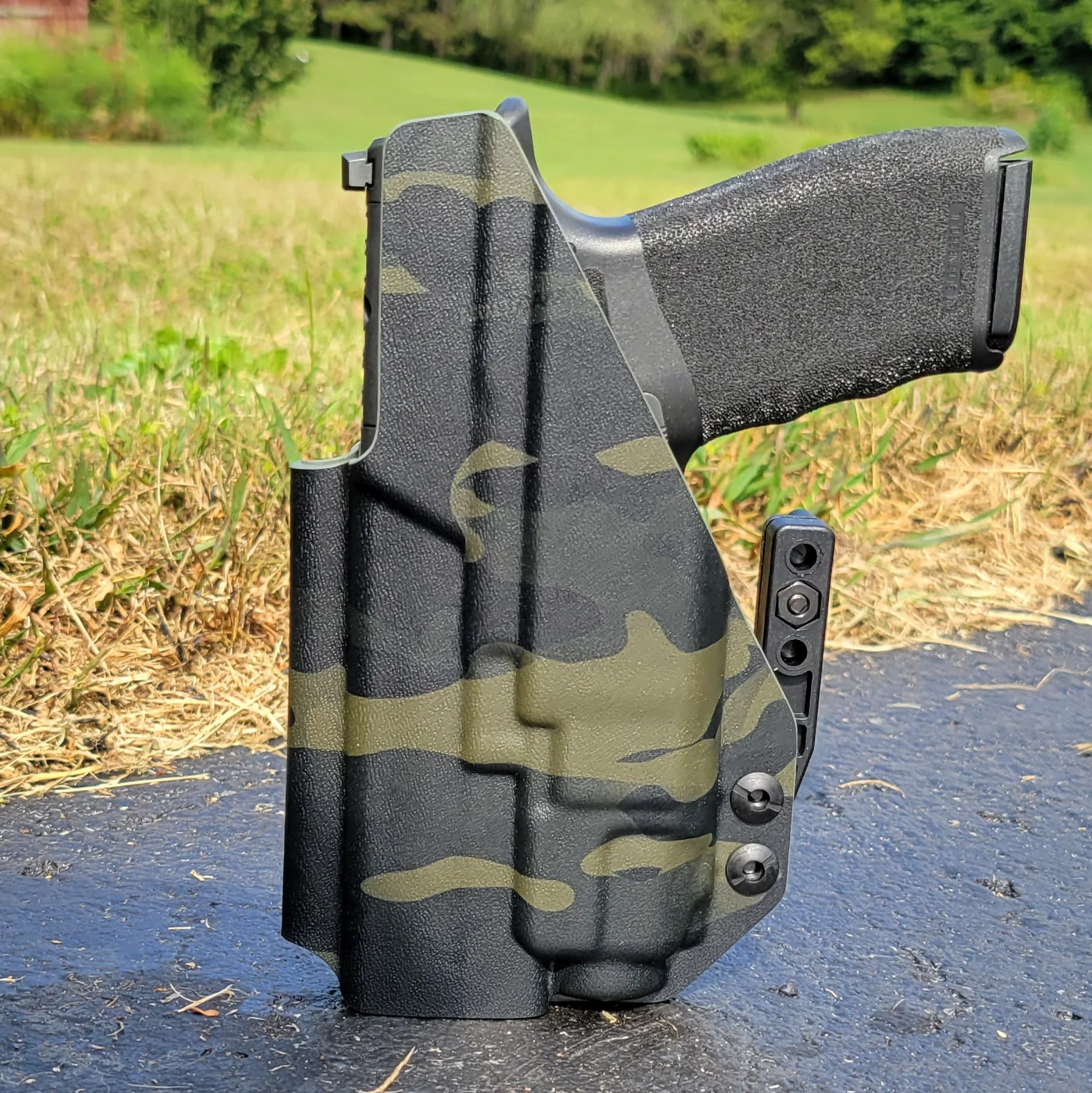 Springfield Hellcat Pro with TLR-8A IWB Holster - Image 11